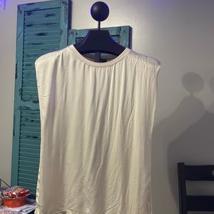 White cap sleeve tank from Natacha!